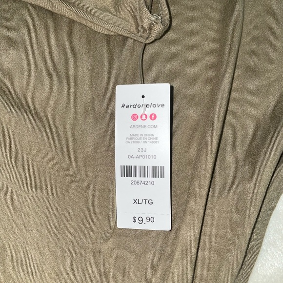 Ardene Softie bodysuit - Picture 3 of 3